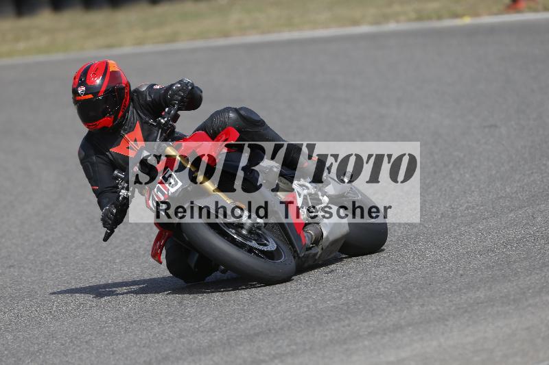 /37 09.08.2026  Pluess Motosport ADR/Freies Fahren/415